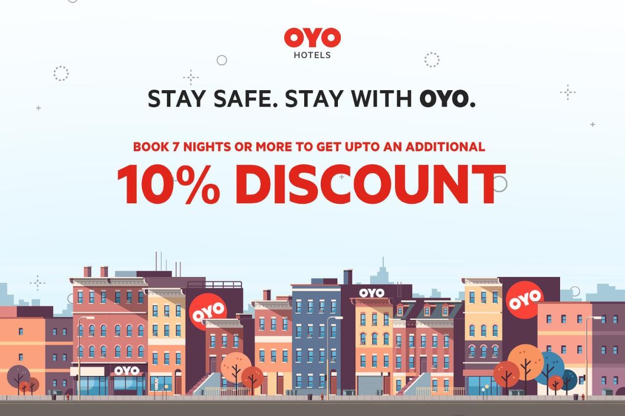 Oyo Hotel Durham West Hills מראה חיצוני תמונה